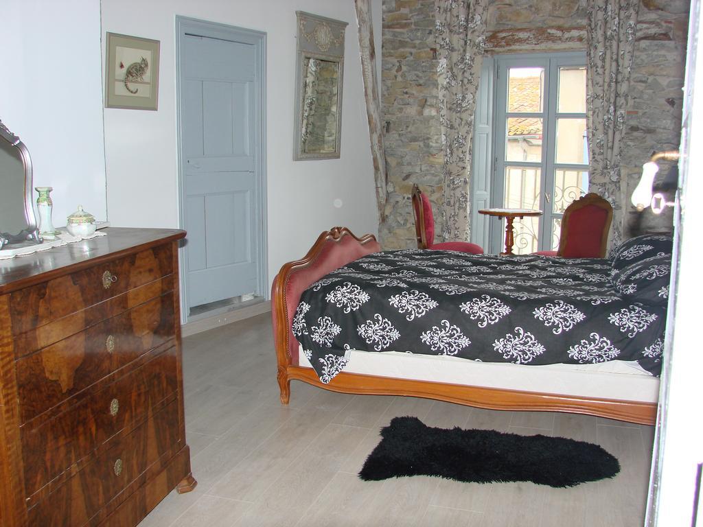 B&B Tour De Saint Anne Azille Zimmer foto
